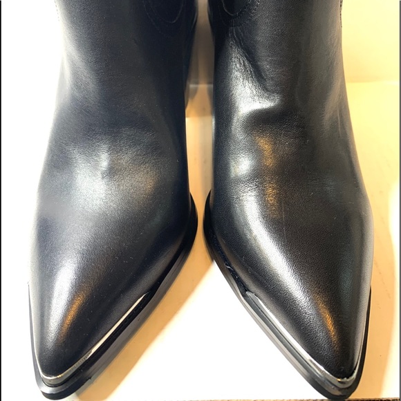 Steve Madden - Picture 6 of 10